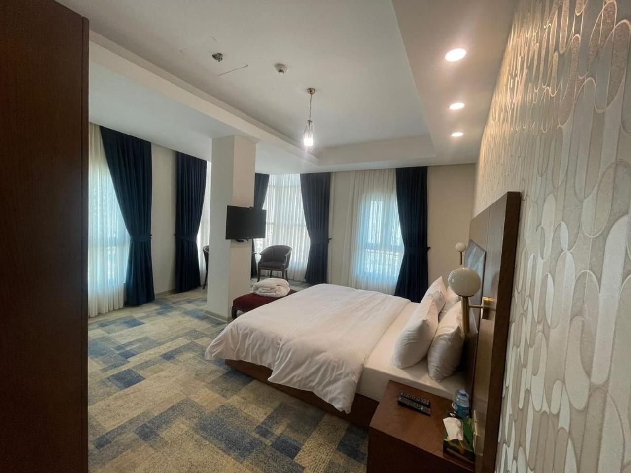 Fiori Hotel Erbil Bagian luar foto