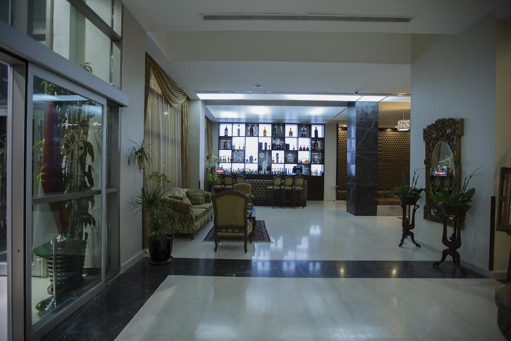 Fiori Hotel Erbil Bagian luar foto